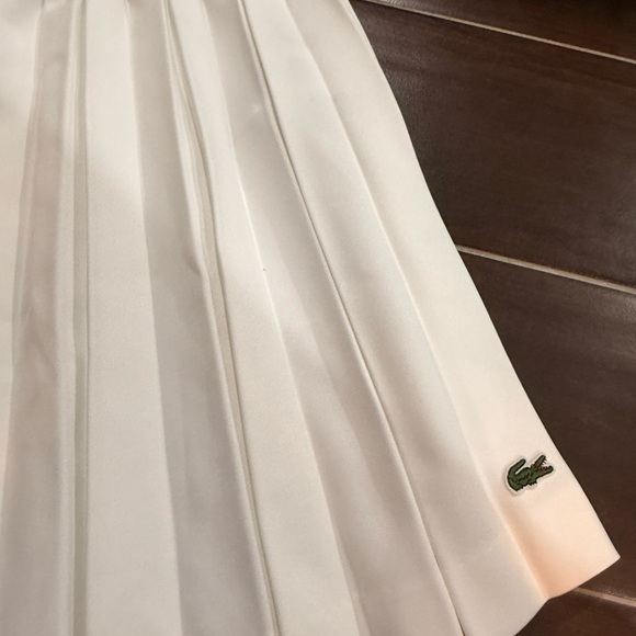 Lacoste Women's Cream Pleated Skirt with Green Accent - Picture 4 of 5